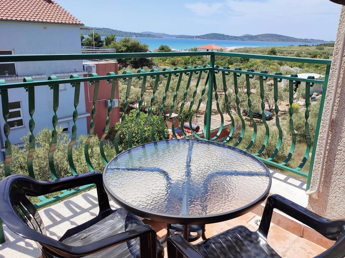 Apartments And Rooms Saric ยาดริยา ภายนอก รูปภาพ